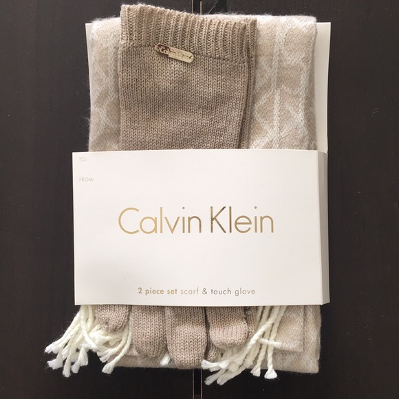 Calvin Klein Accessories - Calvin Klein scarf & glove set